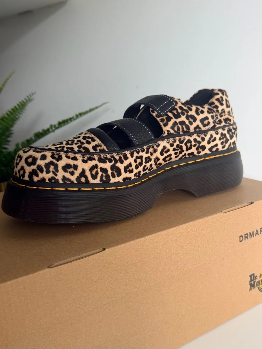 Dr Martens Buzz Mary Jane shoes in leopard print size 9